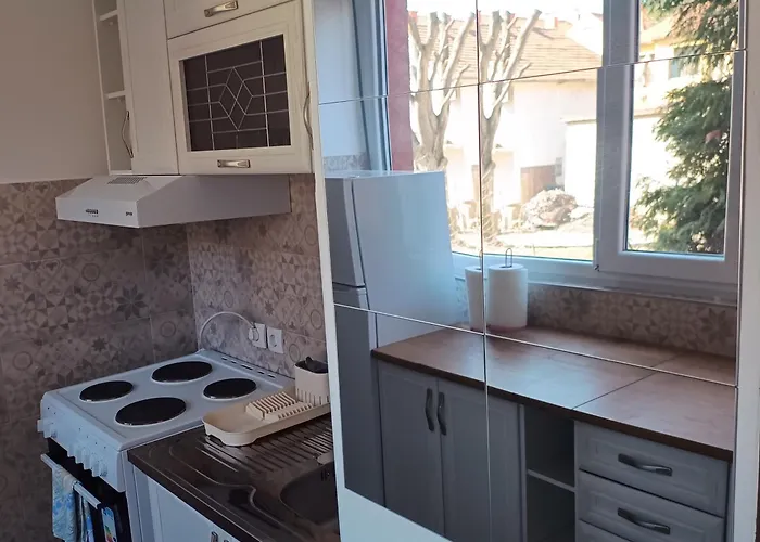 Sarina Garsonjera דירה ארנדלובאץ'