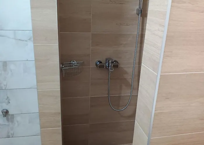 Sarina Garsonjera דירה